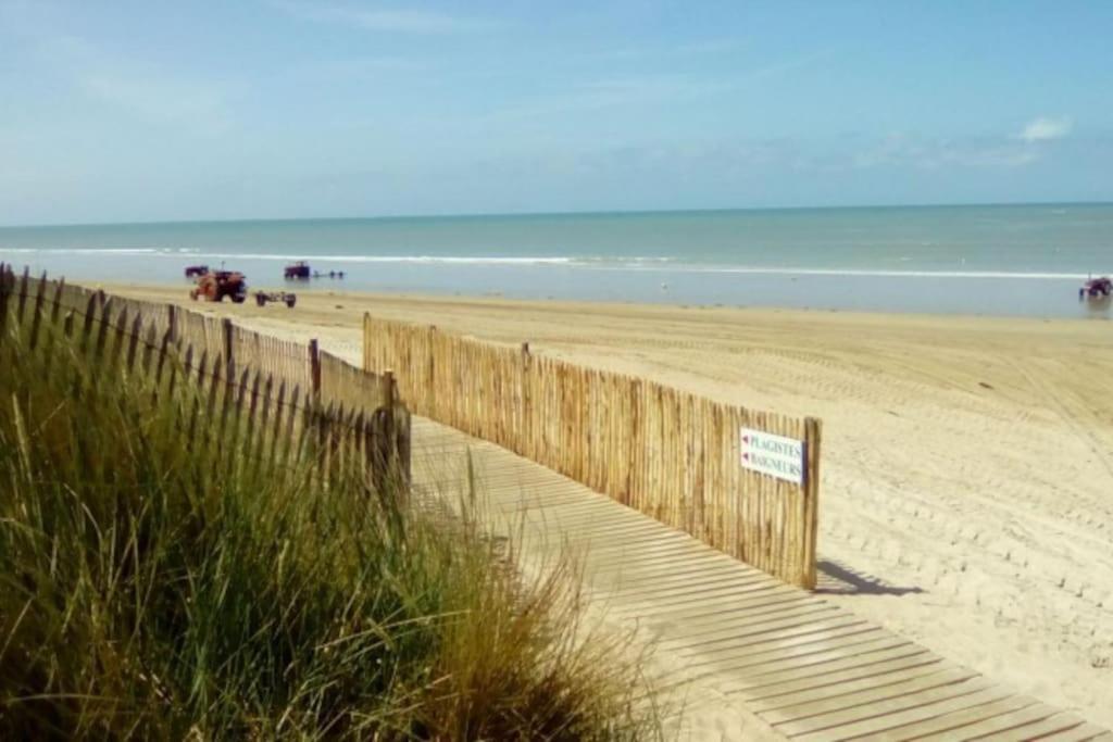 L'Adantho, A Deux Pas De La Plage Hauteville-sur-Mer Exteriör bild